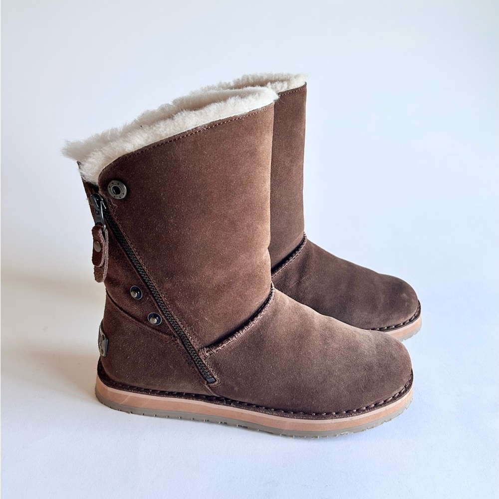 Cloud Nine Brown Suede Genuine Sheepskin Leather Fur Lining Winter Boots size 7
